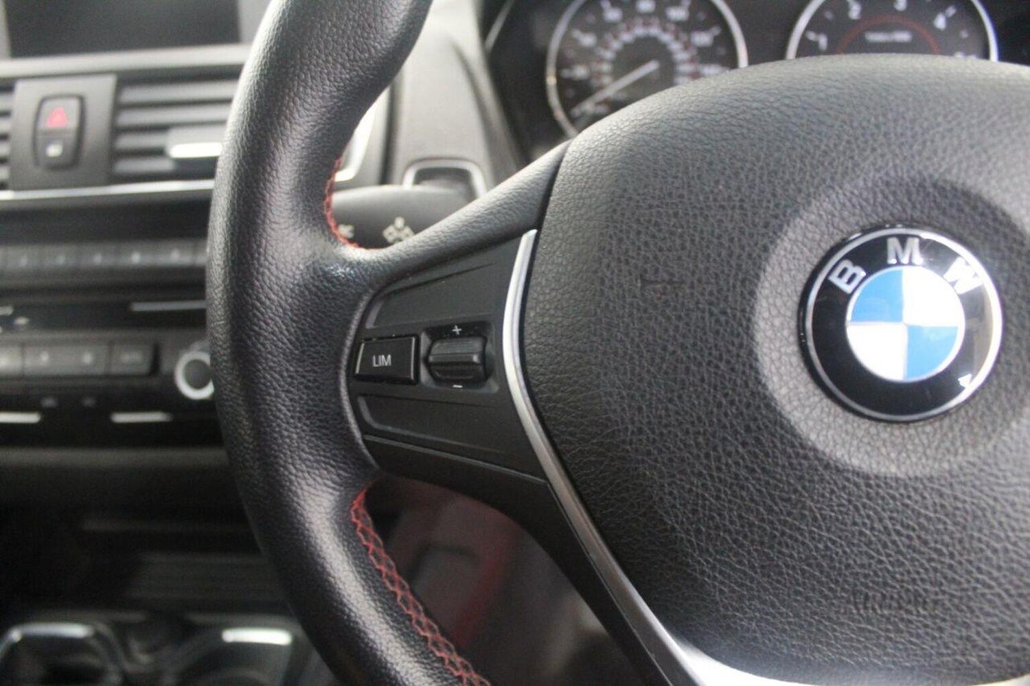 Used BMW 1 Series 2015 for sale - 77991592: Photo 43