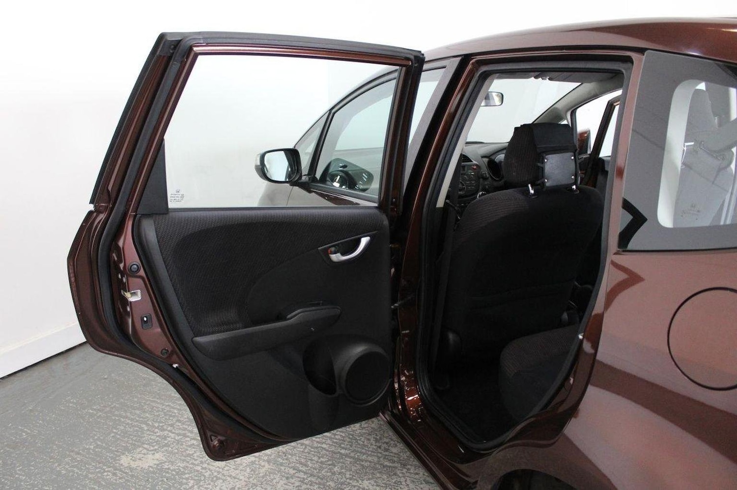 Vehicle 25