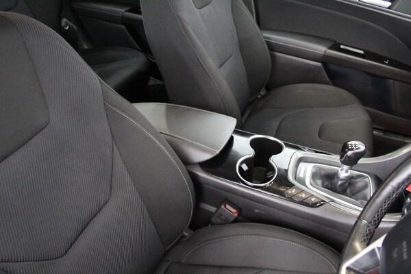 Used Ford Mondeo 2015 for sale - 74543556: Photo 44