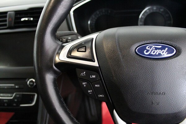 Used Ford Mondeo 2015 for sale - 74543556: Photo 46