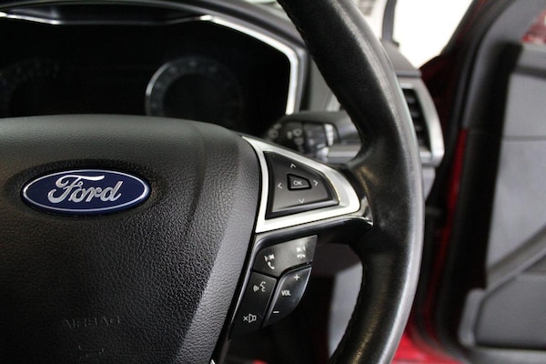 Used Ford Mondeo 2015 for sale - 74543556: Photo 47