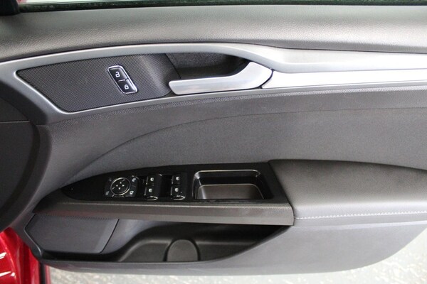 Used Ford Mondeo 2015 for sale - 74543556: Photo 49