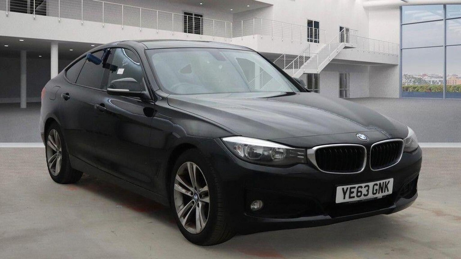 Used BMW 3 Series 2013 for sale - 76596592: Photo 1