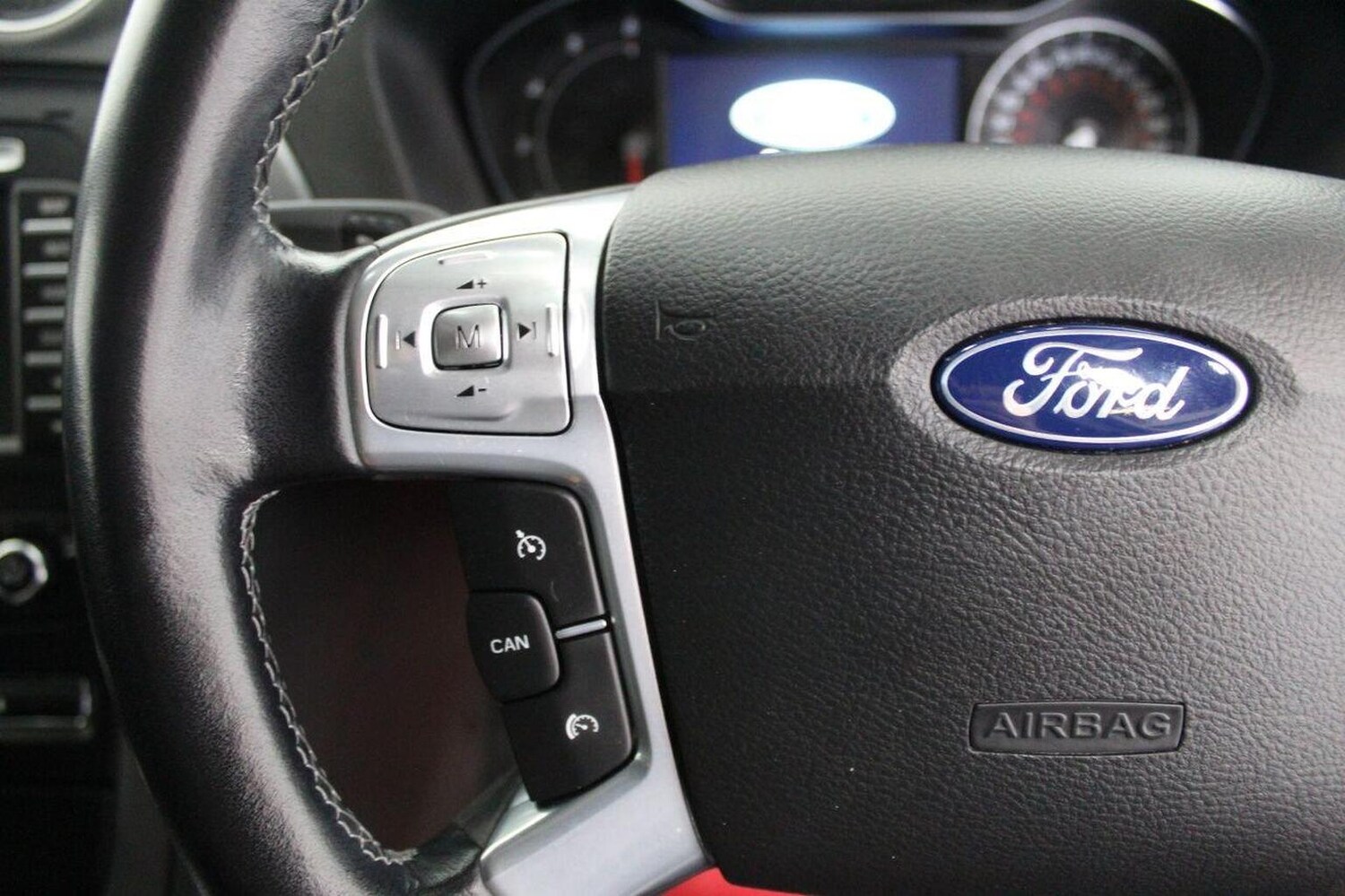 Used Ford Mondeo 2014 for sale - 76358026: Photo 41