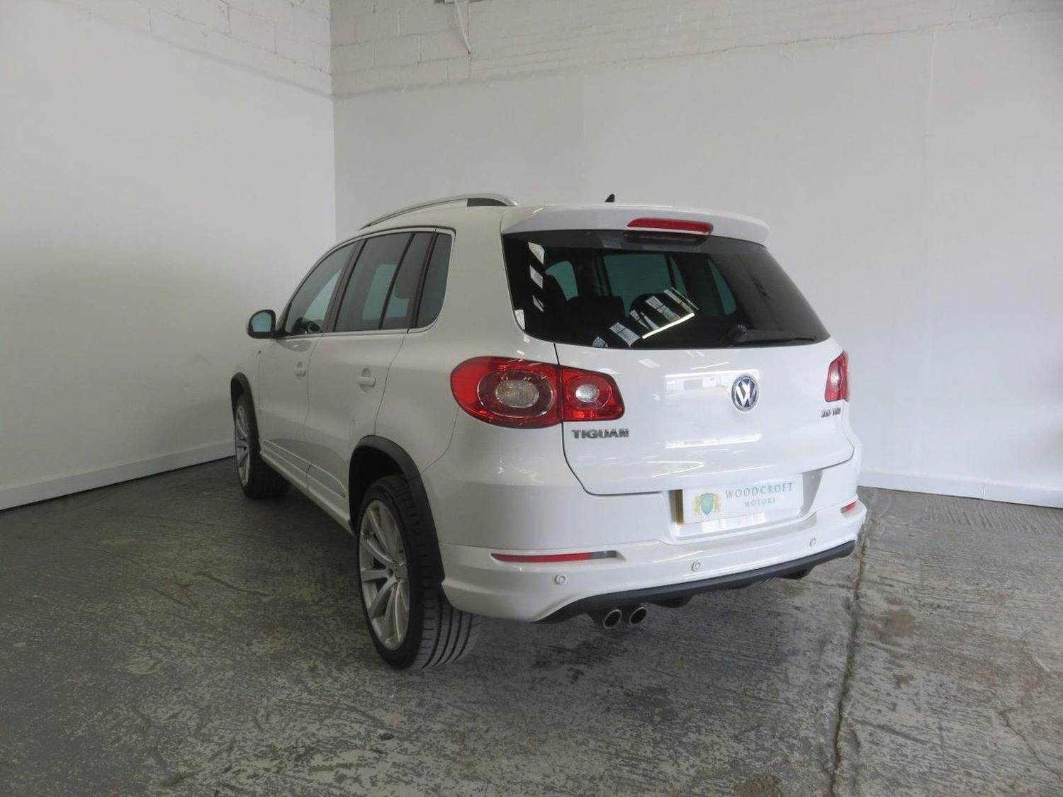 Used Volkswagen Tiguan 2010 for sale - 77937810: Photo 7