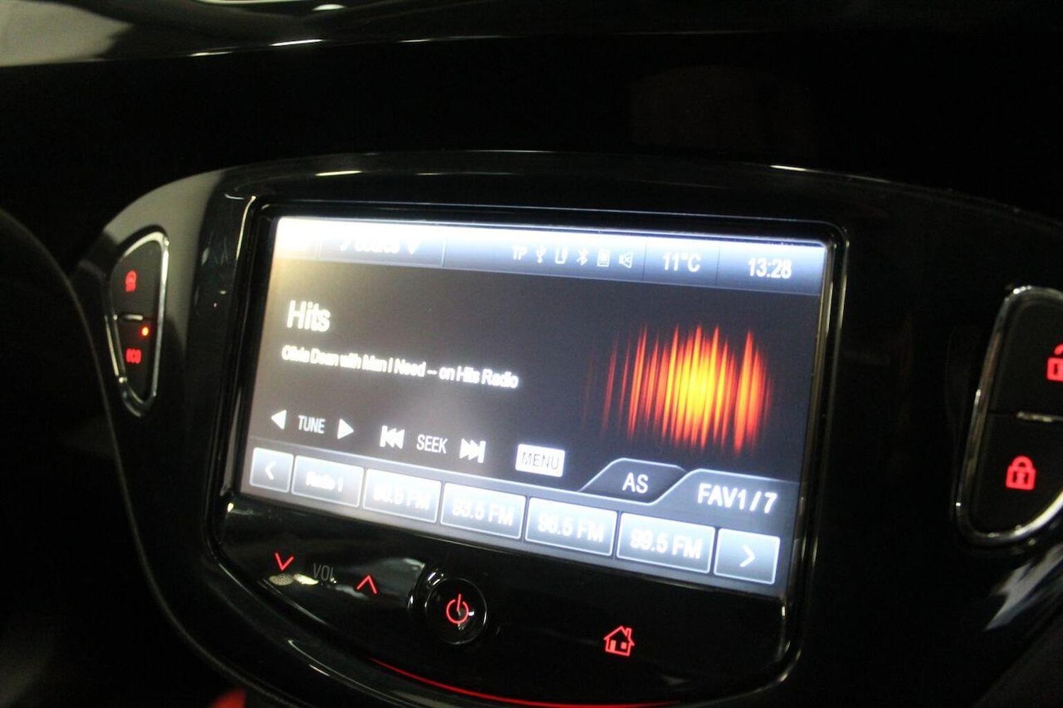 Used Vauxhall Corsa 2015 for sale - 76751774: Photo 33