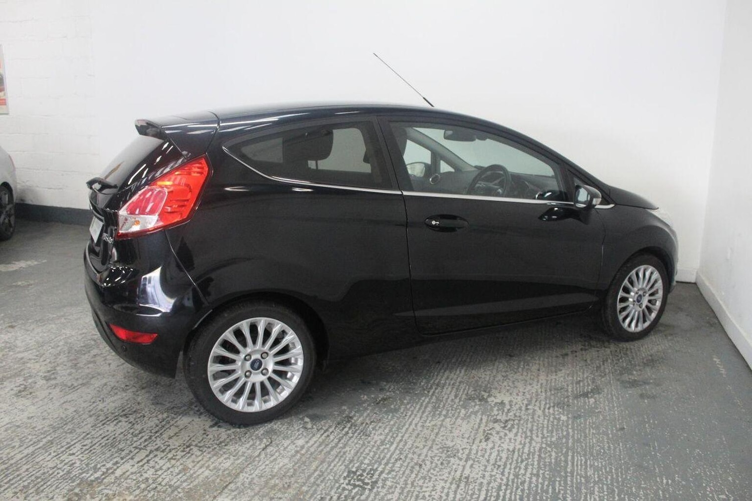 Used Ford Fiesta 2014 for sale - 76848680: Photo 11