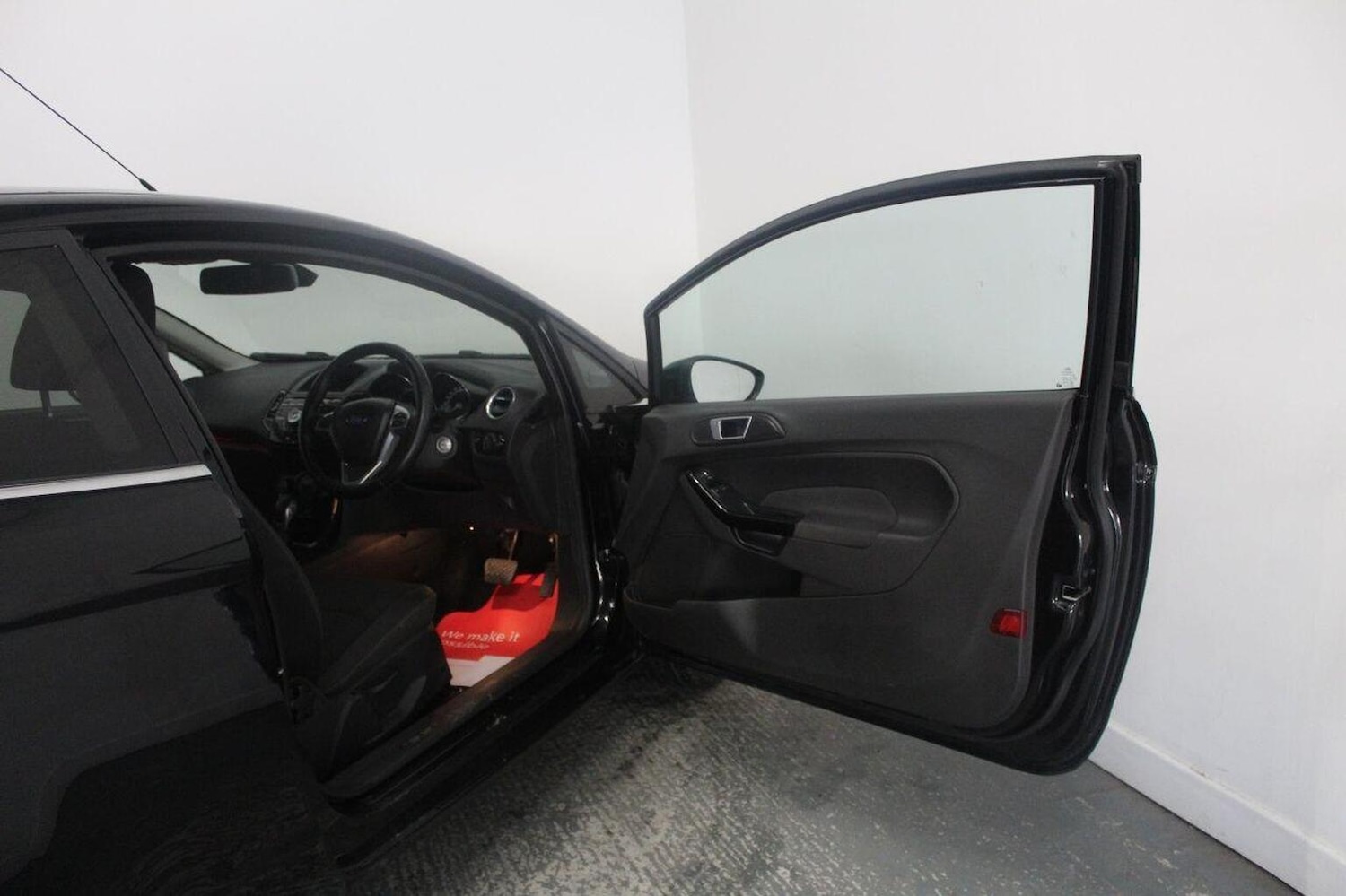 Used Ford Fiesta 2014 for sale - 76848680: Photo 23