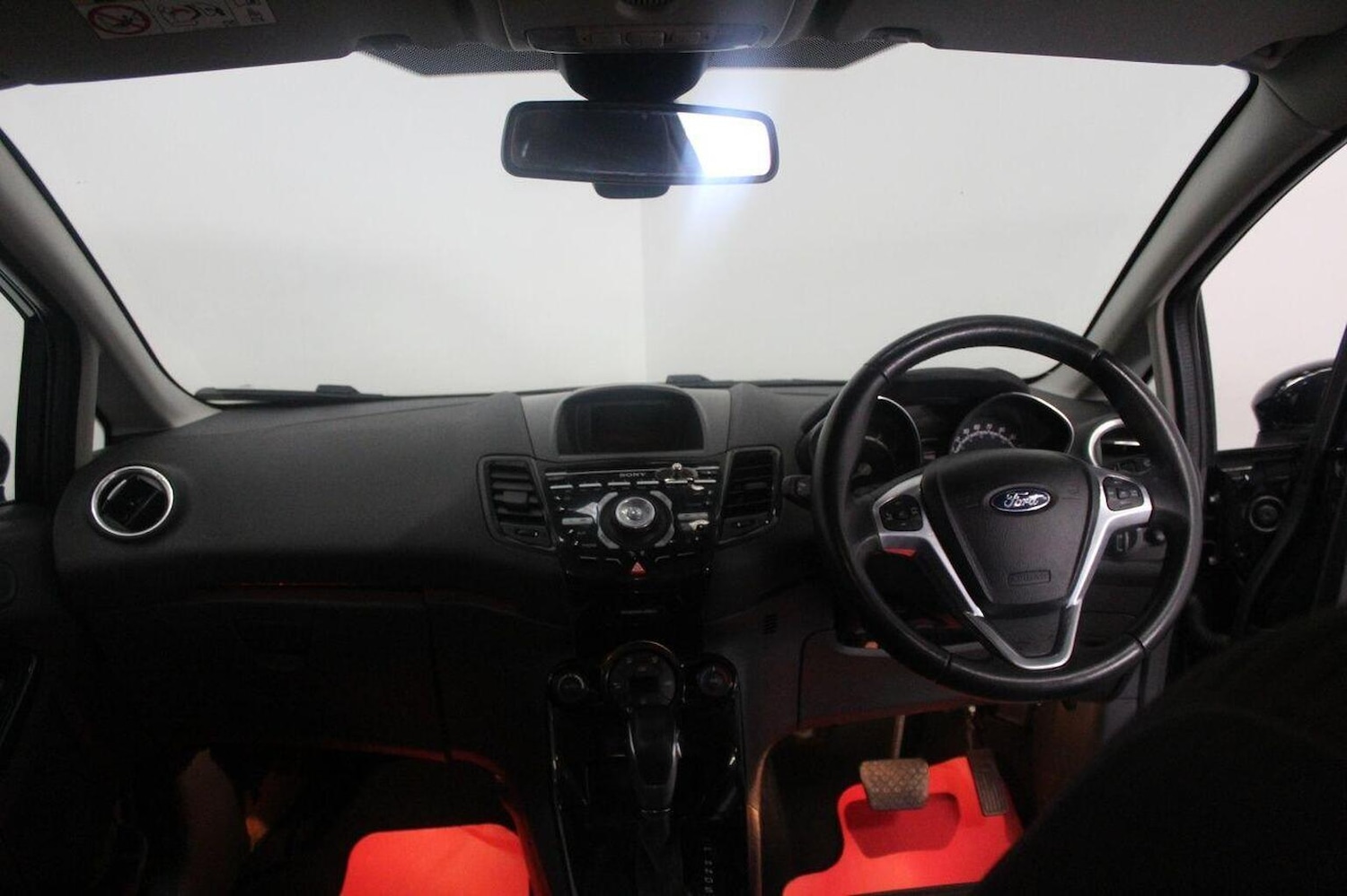 Used Ford Fiesta 2014 for sale - 76848680: Photo 25