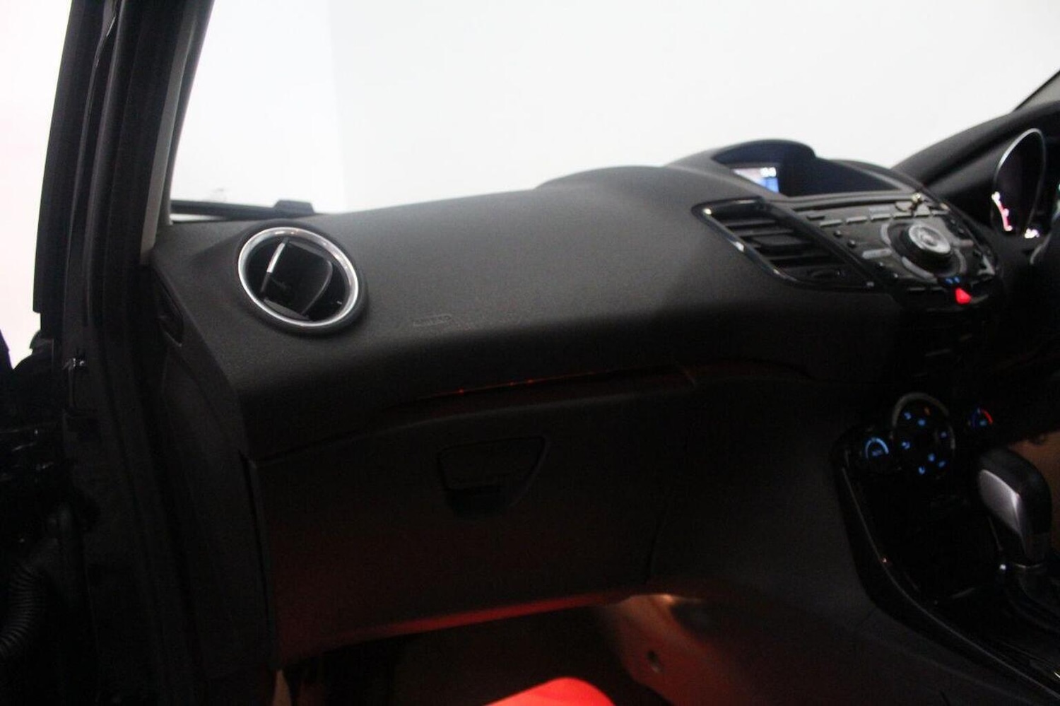 Used Ford Fiesta 2014 for sale - 76848680: Photo 27