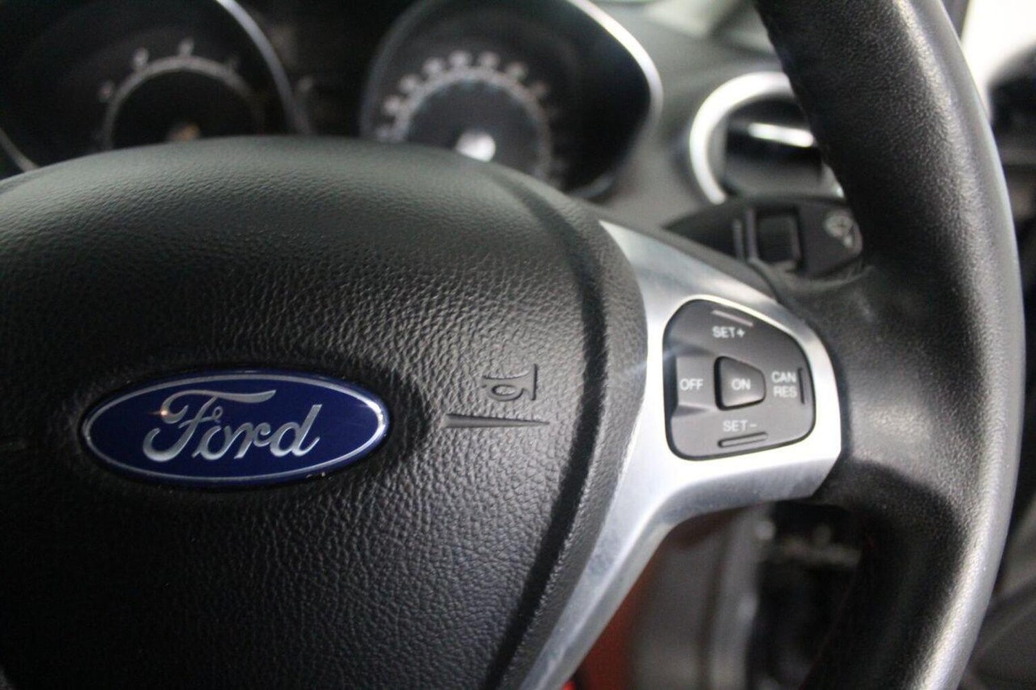 Used Ford Fiesta 2014 for sale - 76848680: Photo 42