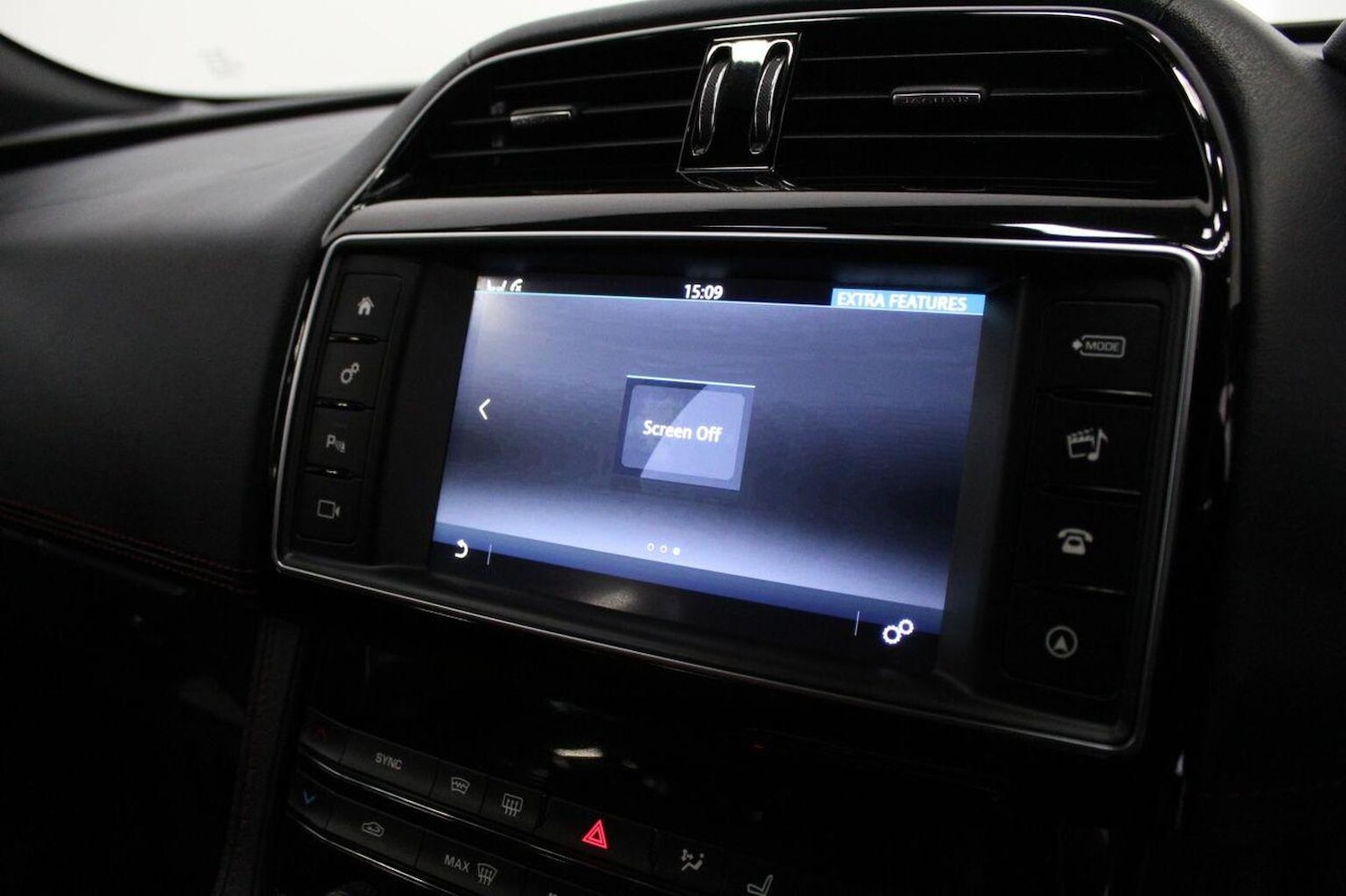 Used Jaguar F-Pace 2016 for sale - 76793685: Photo 44