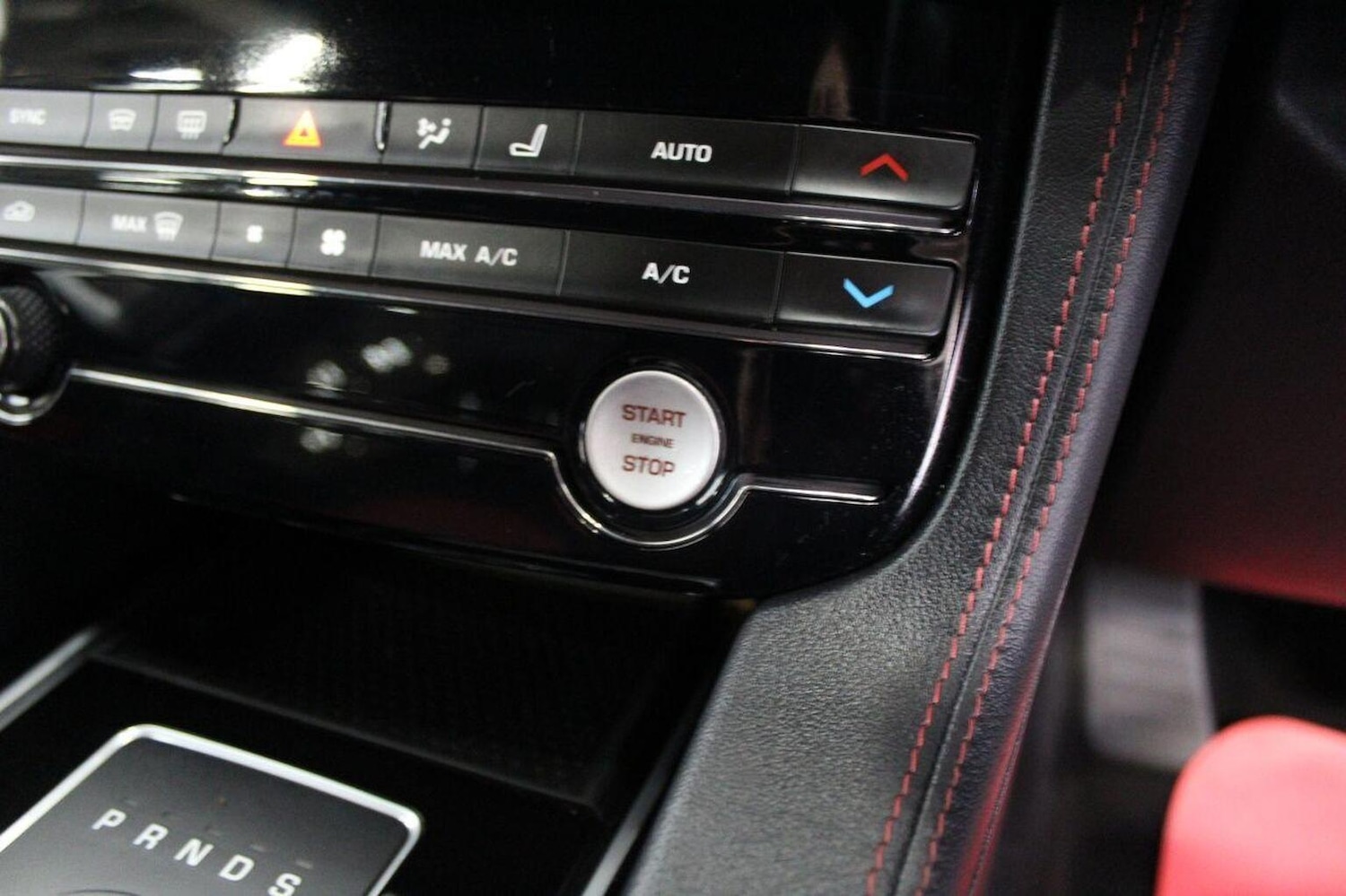 Used Jaguar F-Pace 2016 for sale - 76793685: Photo 47