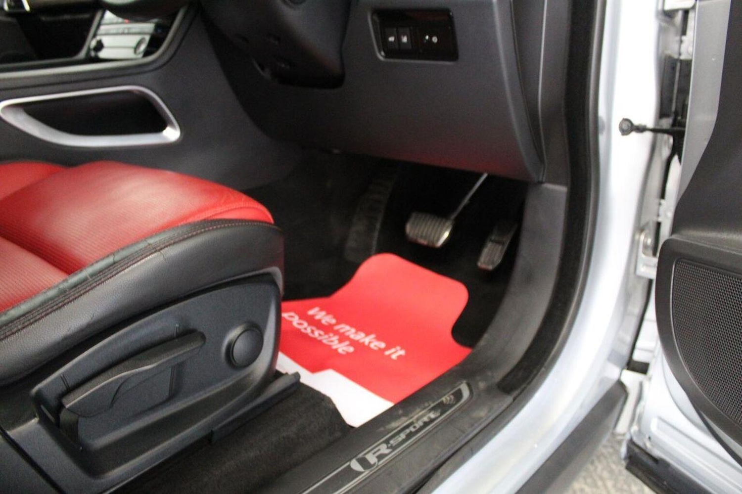 Used Jaguar F-Pace 2016 for sale - 76793685: Photo 54