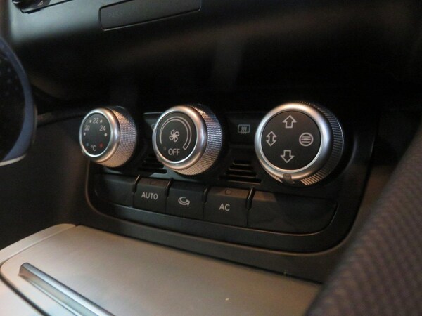 Used Audi TT 2012 for sale - 71854248: Photo 33