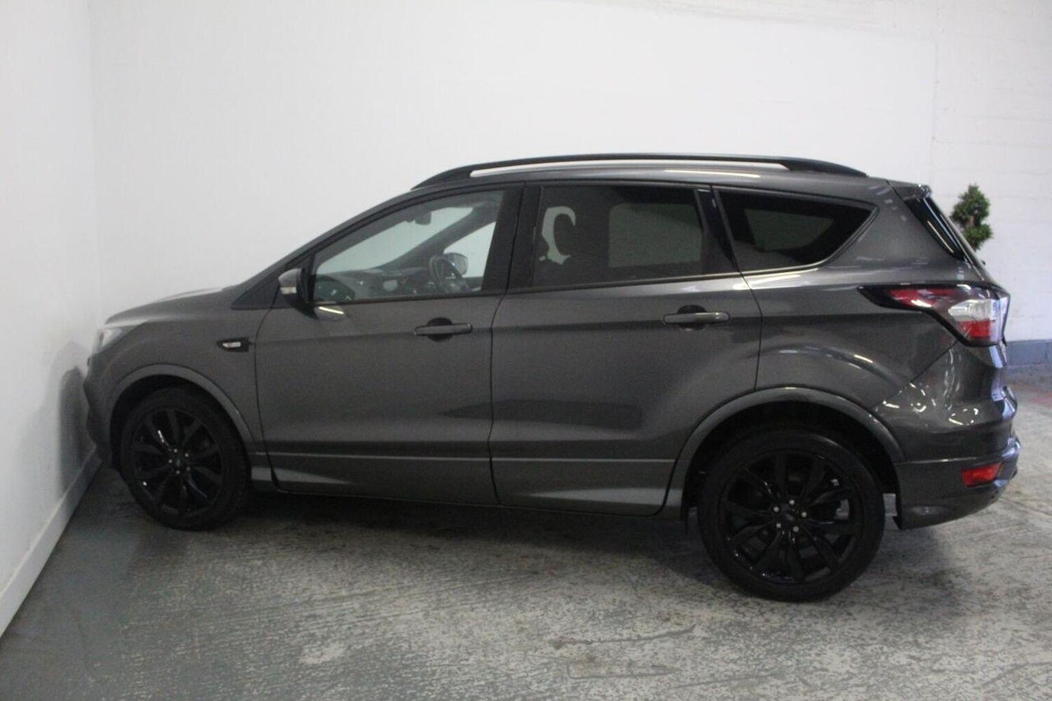 Used Ford Kuga 2017 for sale - 77548258: Photo 10