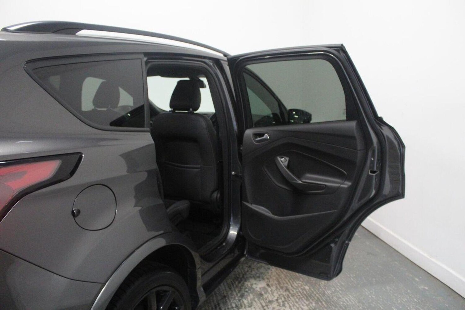 Used Ford Kuga 2017 for sale - 77548258: Photo 25