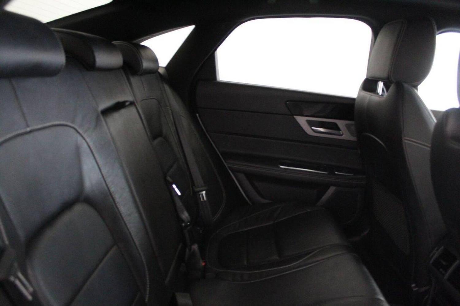 Used Jaguar XF 2015 for sale - 77453365: Photo 54