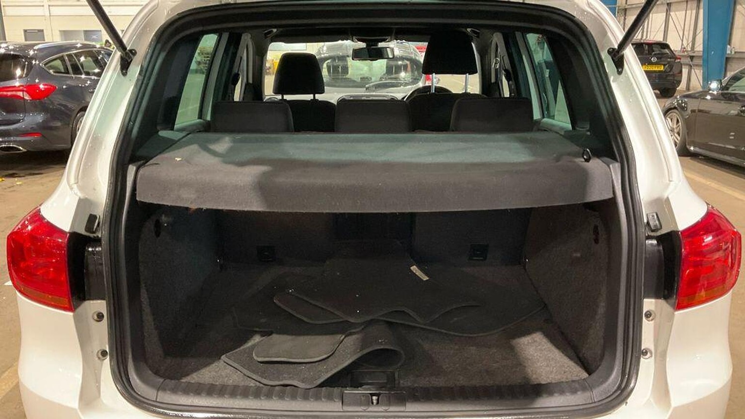 Used Volkswagen Tiguan 2013 for sale - 76758871: Photo 10