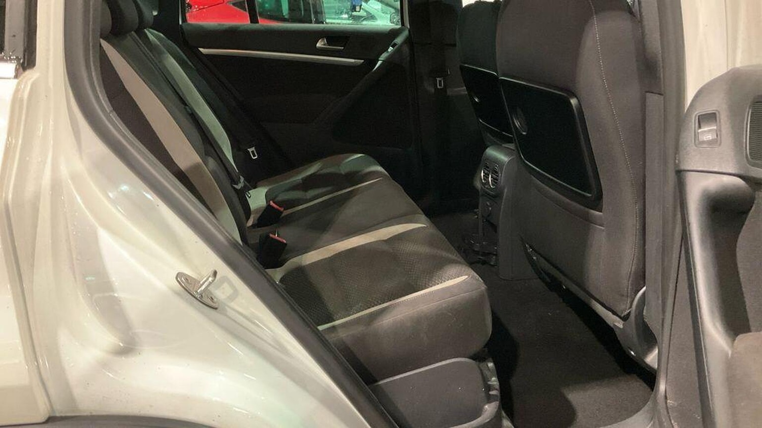 Used Volkswagen Tiguan 2013 for sale - 76758871: Photo 11