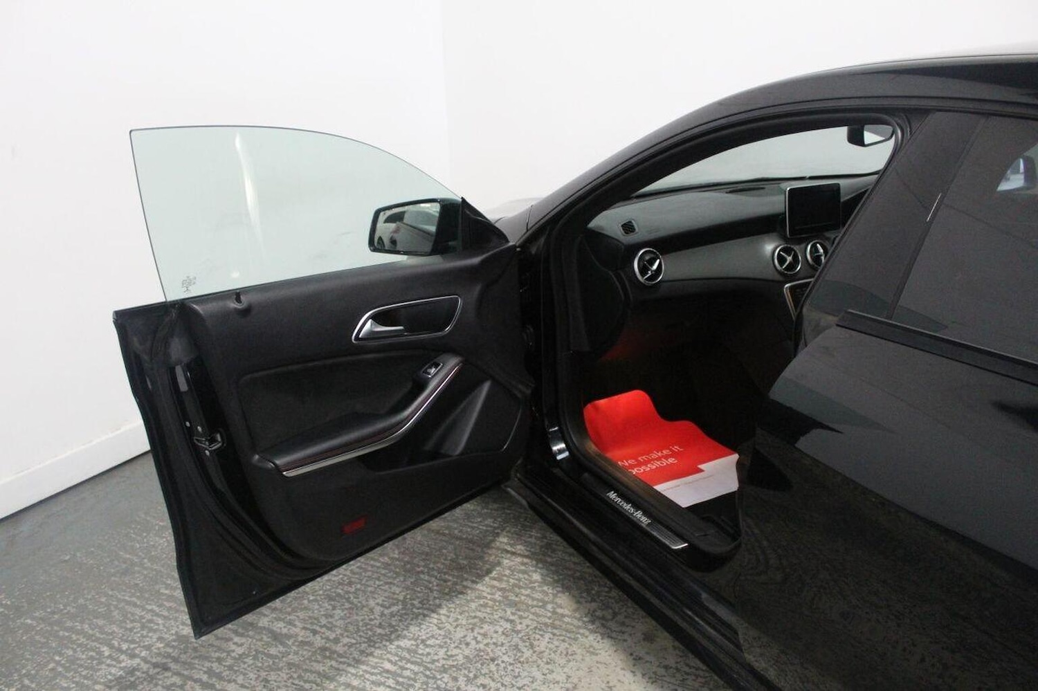 Used Mercedes-Benz CLA 2017 for sale - 77687666: Photo 28