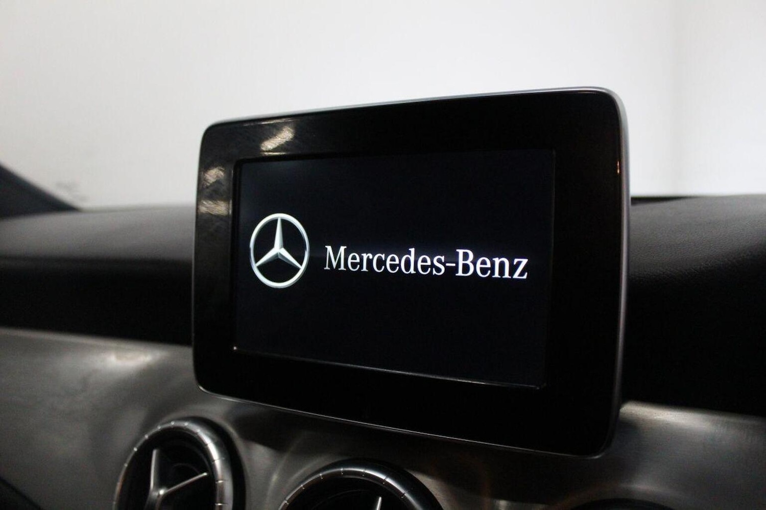 Used Mercedes-Benz CLA 2017 for sale - 77687666: Photo 33