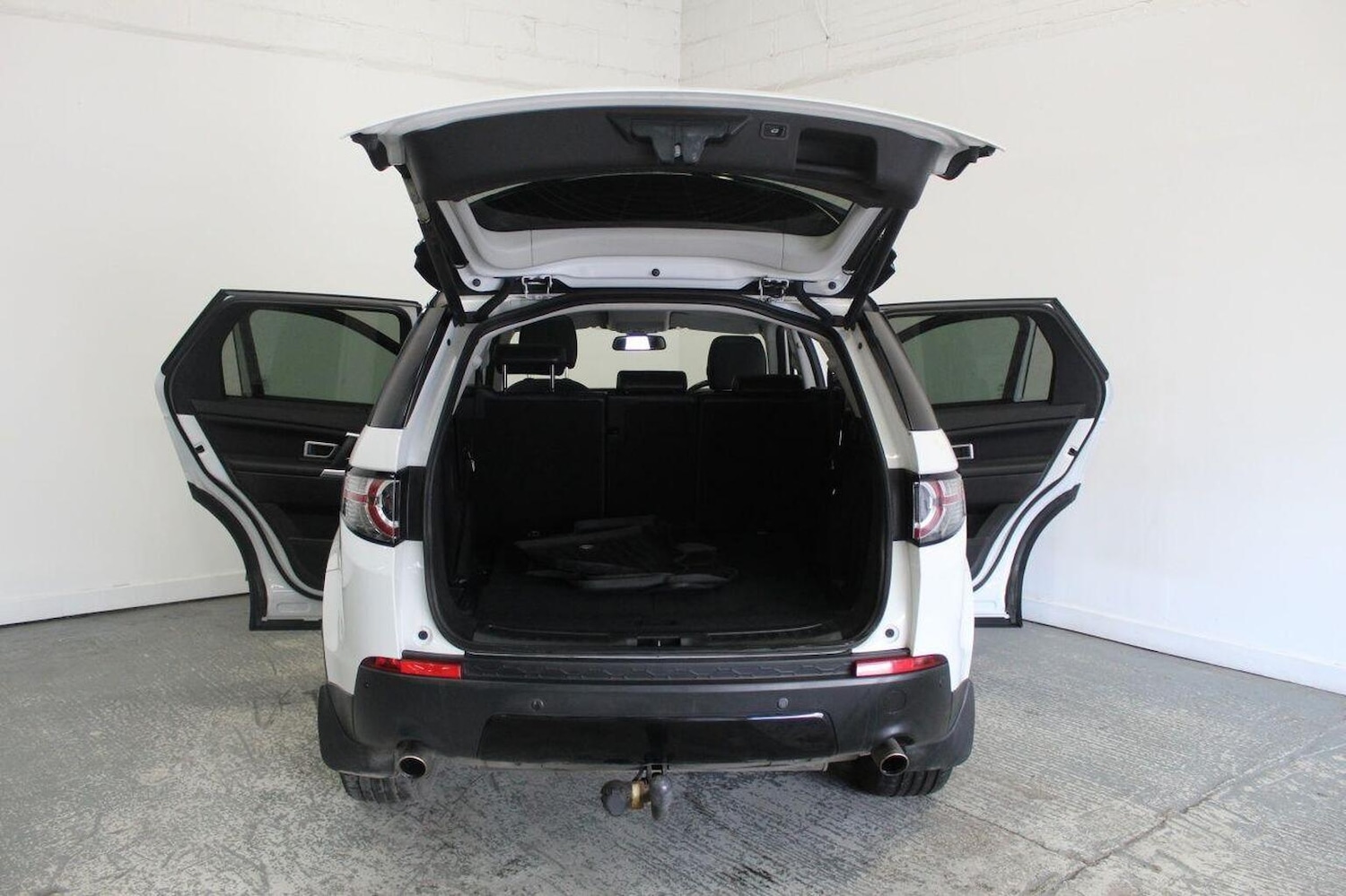 Used Land Rover Discovery Sport 2017 for sale - 76656096: Photo 23