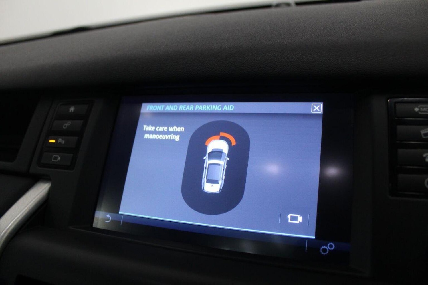 Used Land Rover Discovery Sport 2017 for sale - 76656096: Photo 41