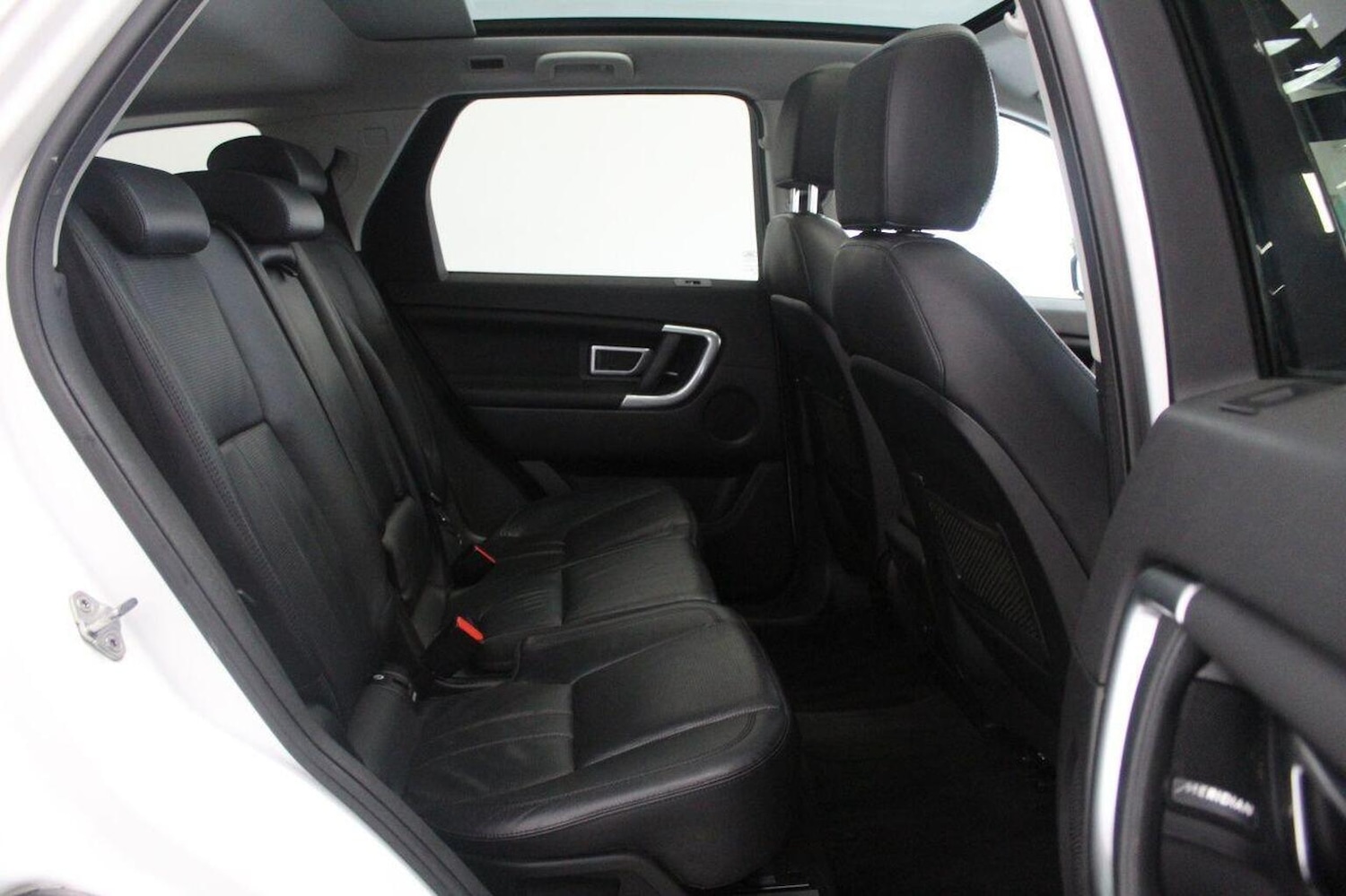 Used Land Rover Discovery Sport 2017 for sale - 76656096: Photo 60