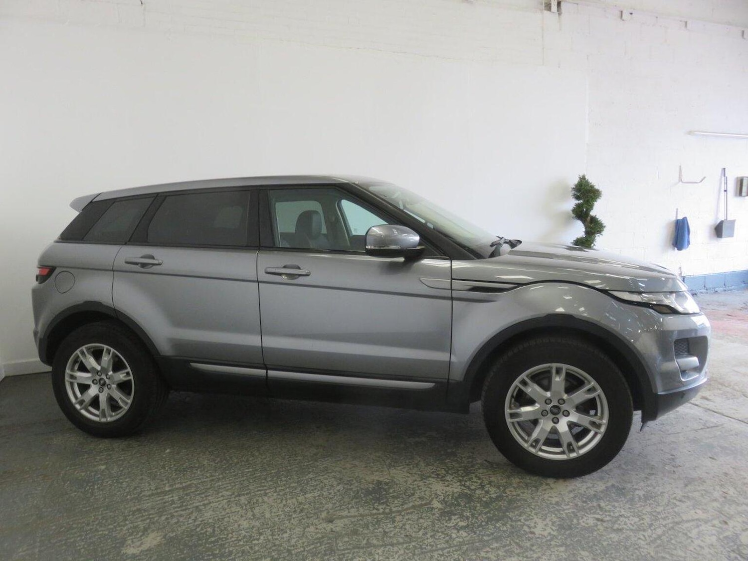 Used Land Rover Range Rover Evoque 2013 for sale - 77464773: Photo 4