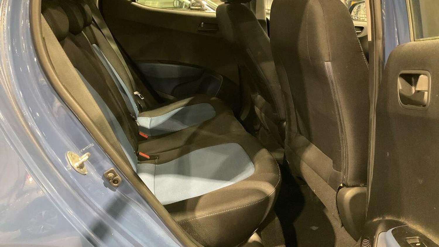 Used Hyundai i10 2015 for sale - 76758869: Photo 11