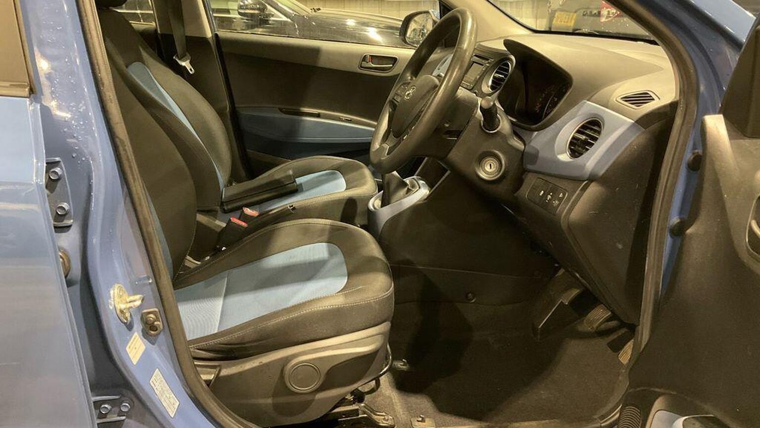 Used Hyundai i10 2015 for sale - 76758869: Photo 13