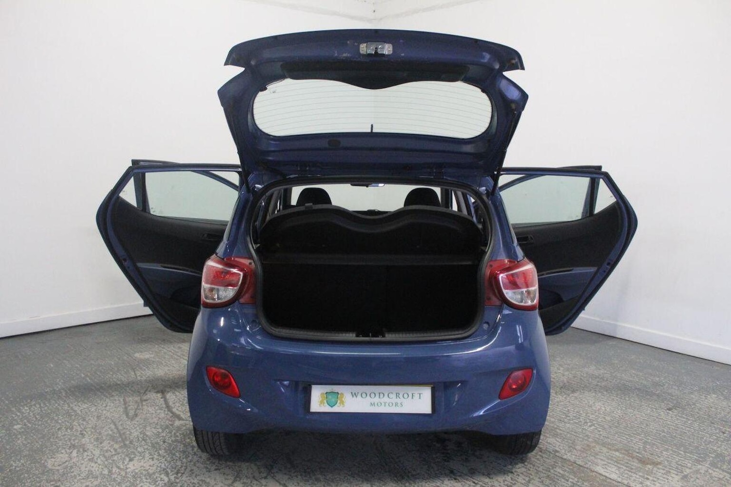 Used Hyundai i10 2015 for sale - 76758869: Photo 21