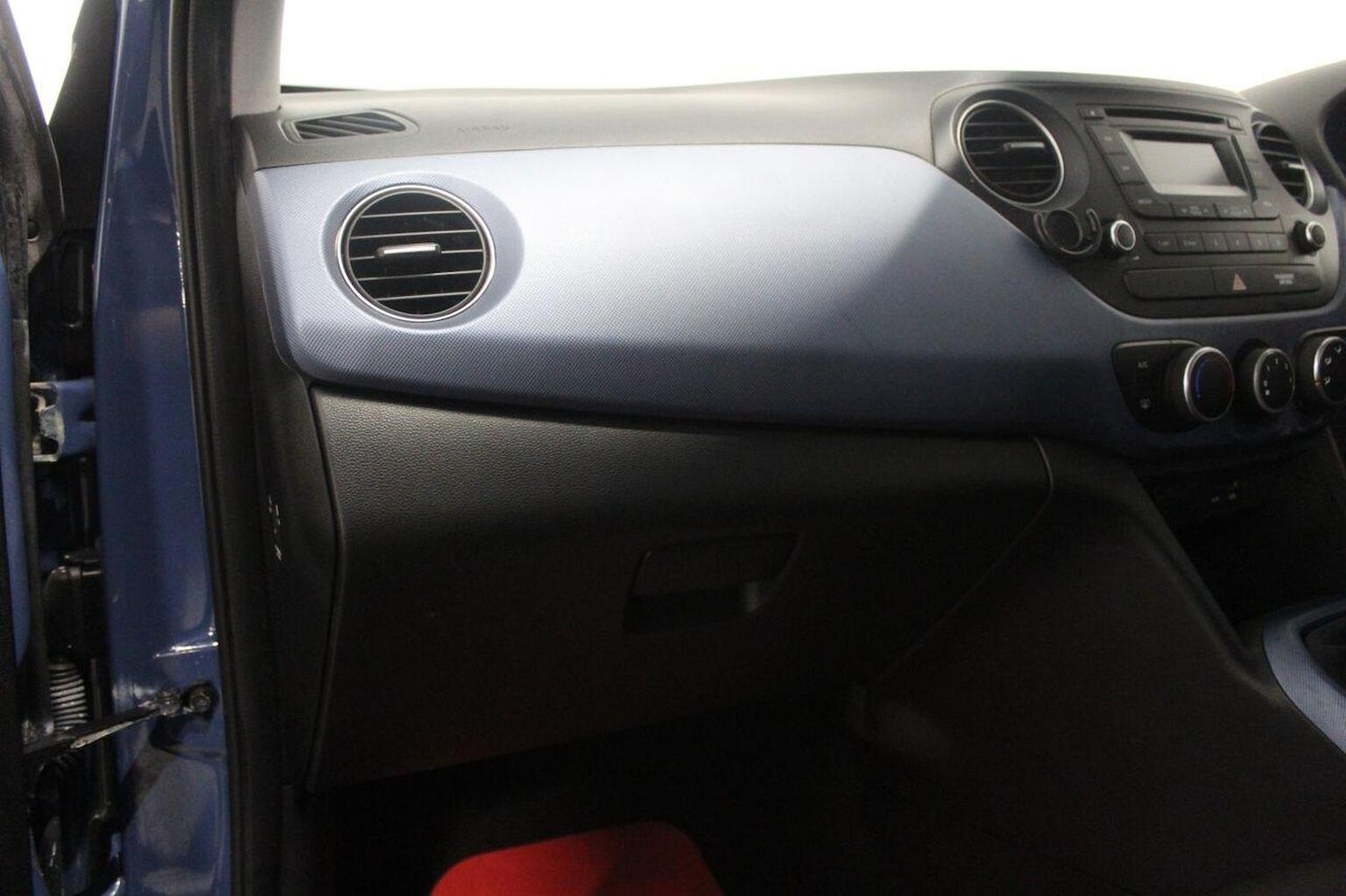 Used Hyundai i10 2015 for sale - 76758869: Photo 29