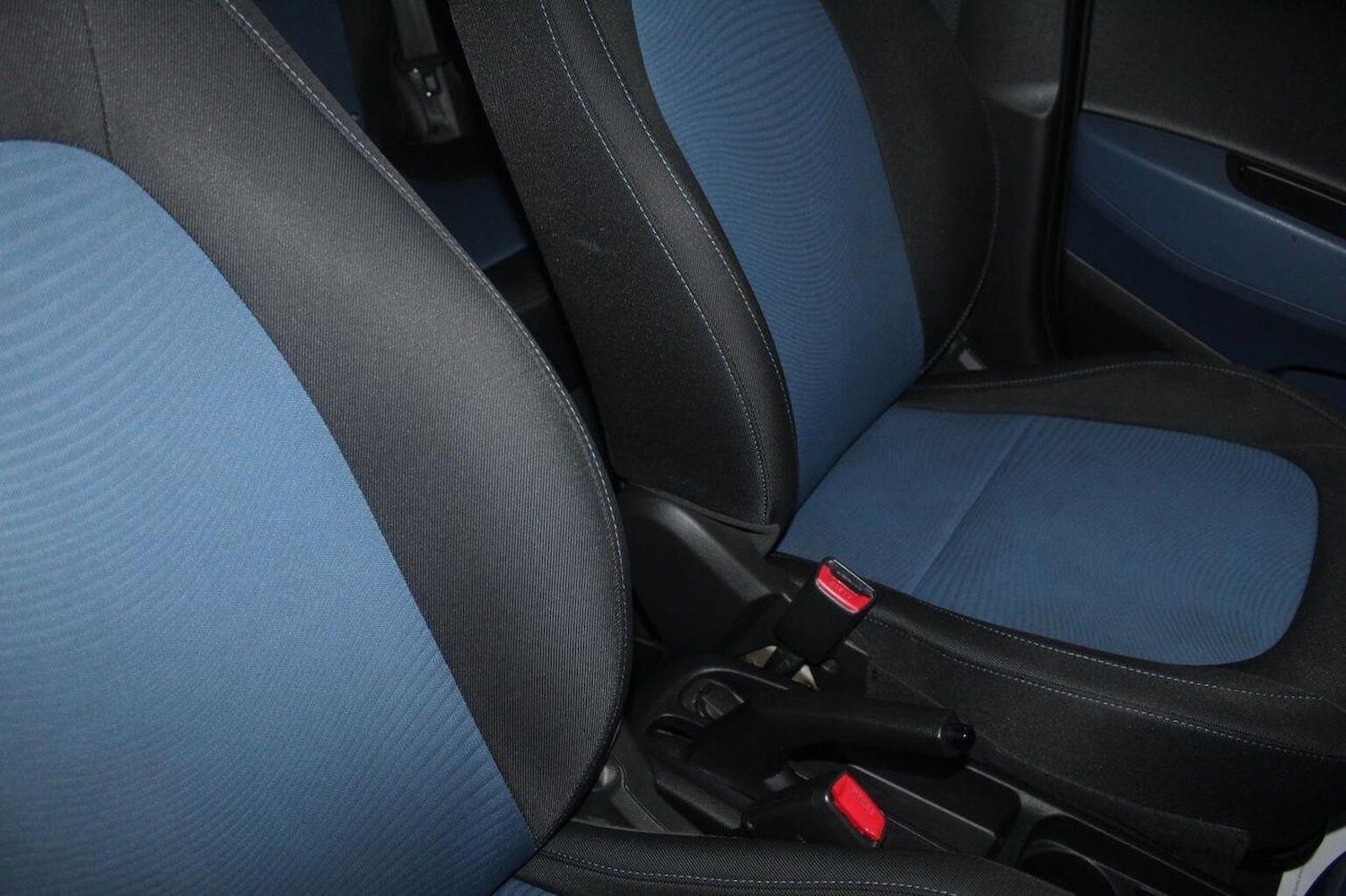 Used Hyundai i10 2015 for sale - 76758869: Photo 39