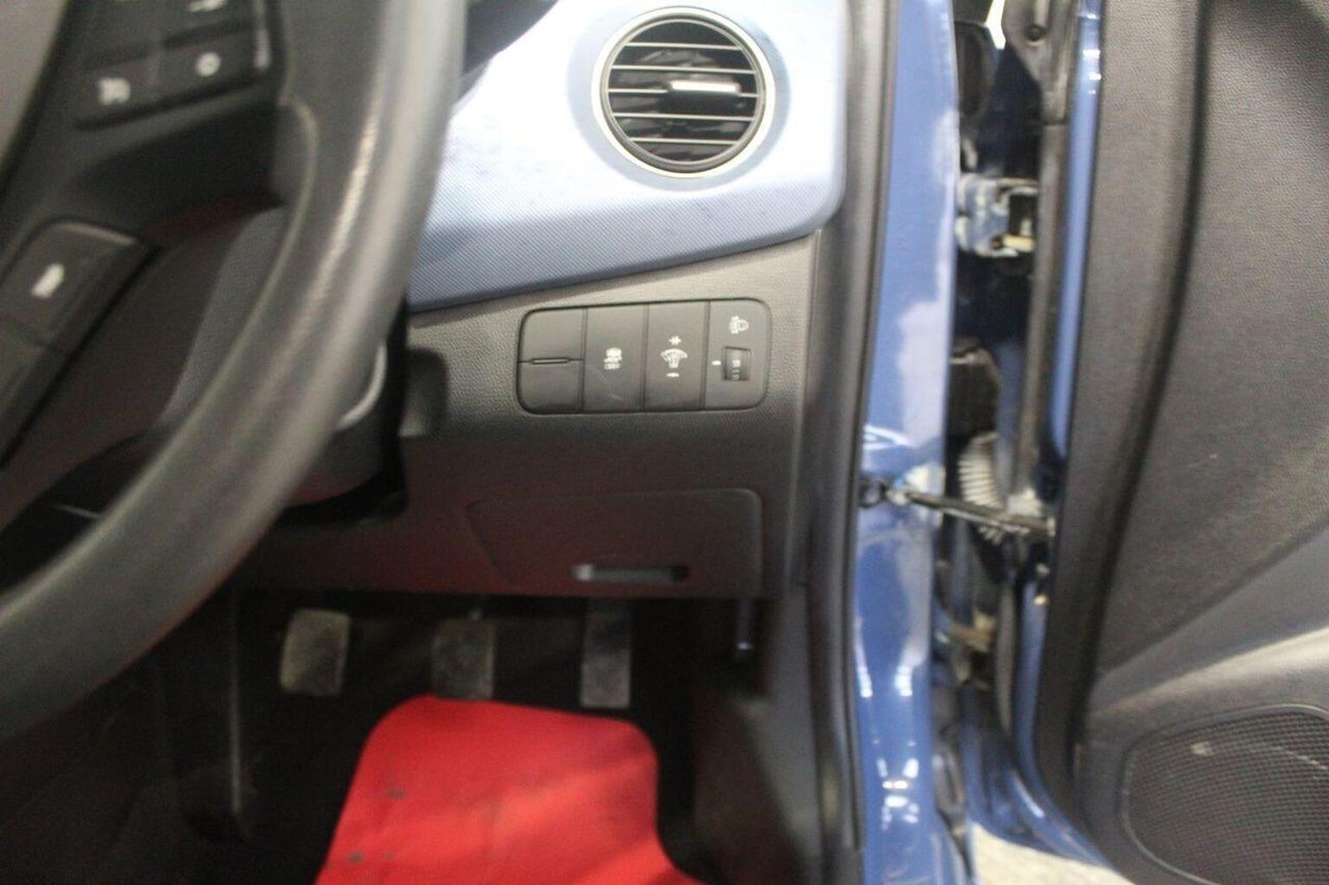 Used Hyundai i10 2015 for sale - 76758869: Photo 43