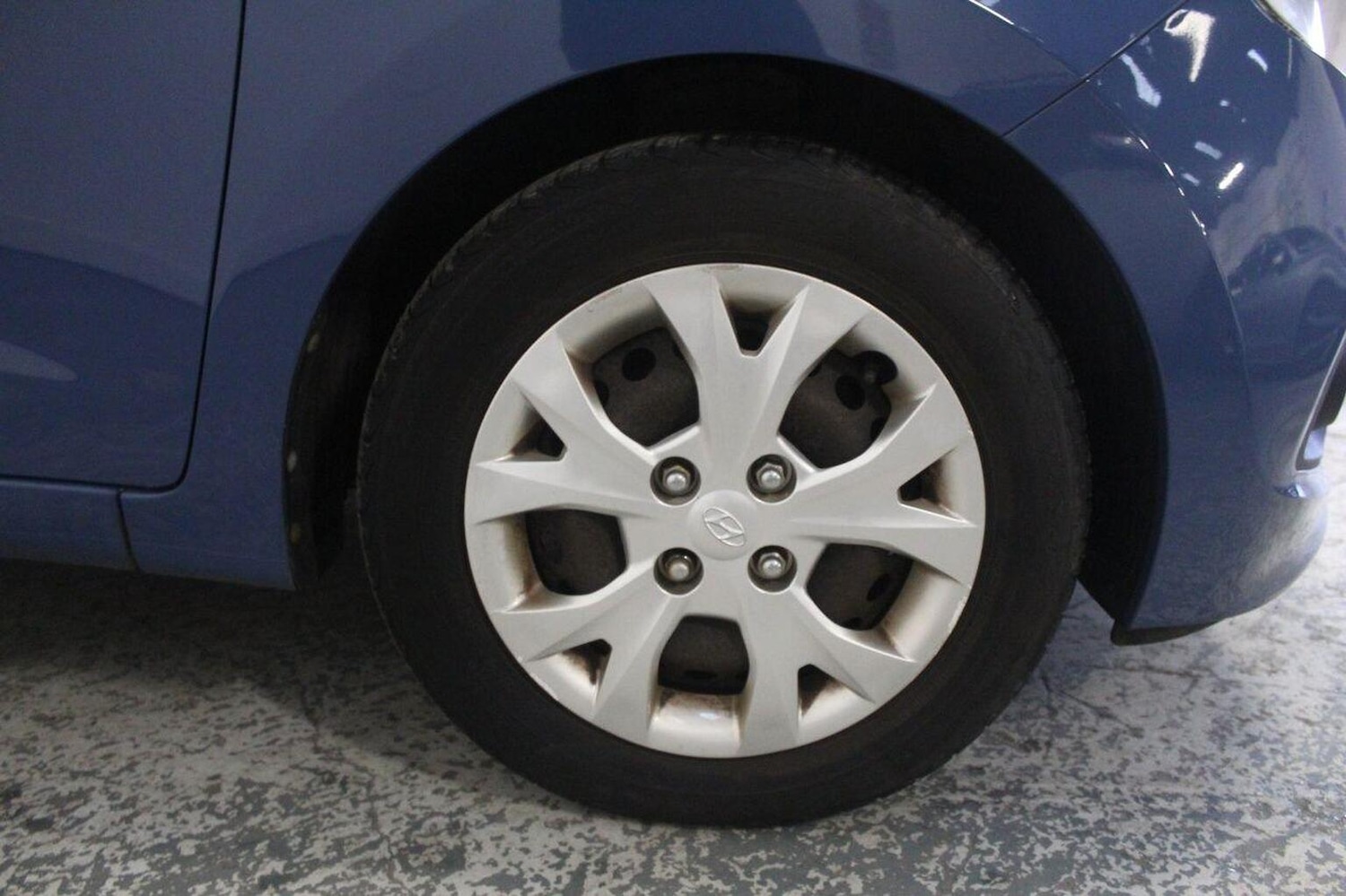 Used Hyundai i10 2015 for sale - 76758869: Photo 51