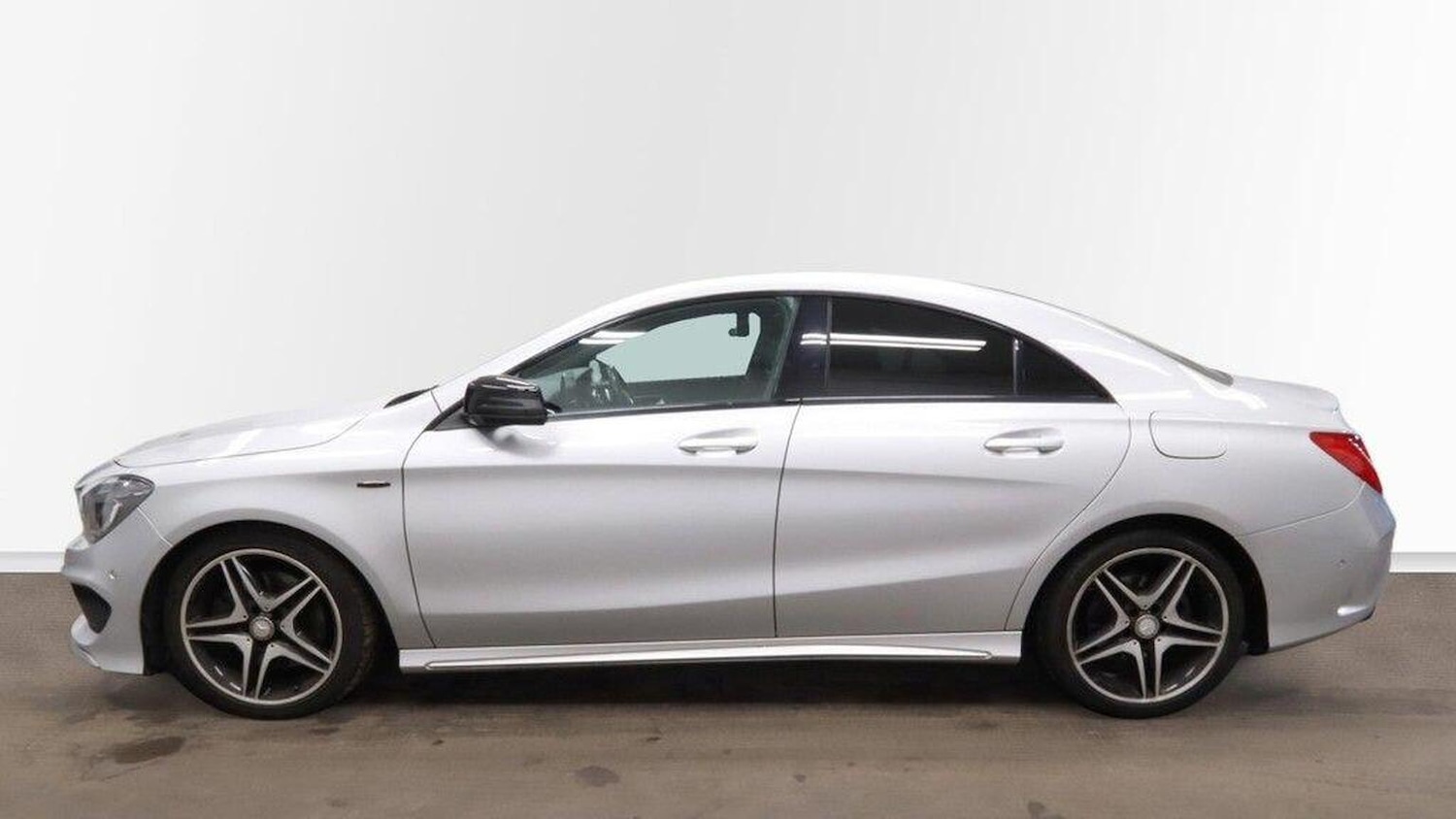 Used Mercedes-Benz CLA 2015 for sale - 77135891: Photo 7