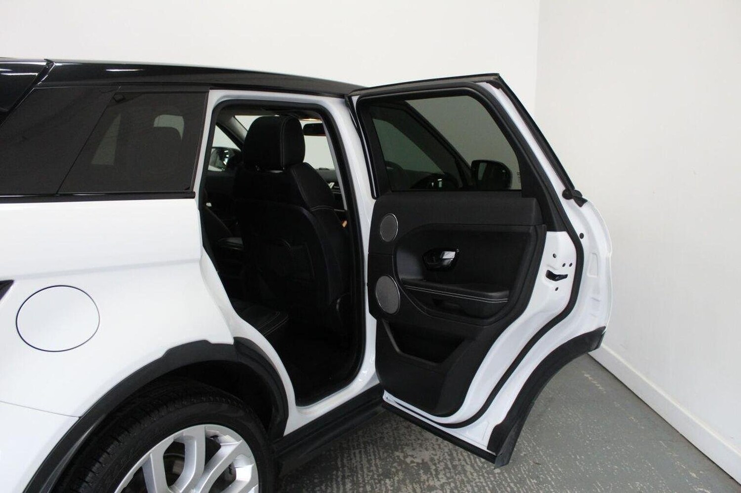Vehicle 29