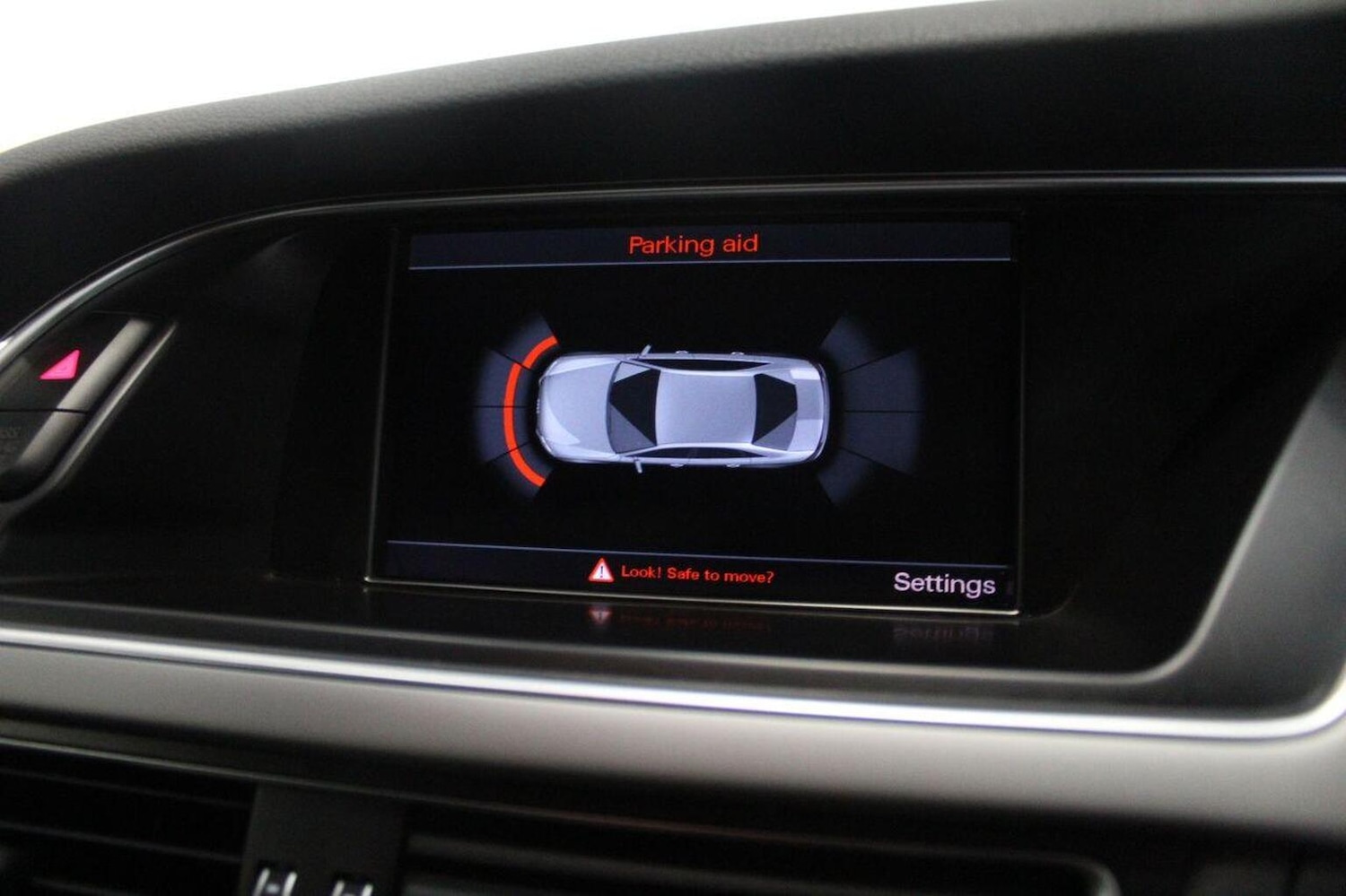 Used Audi A4 2014 for sale - 77069095: Photo 39