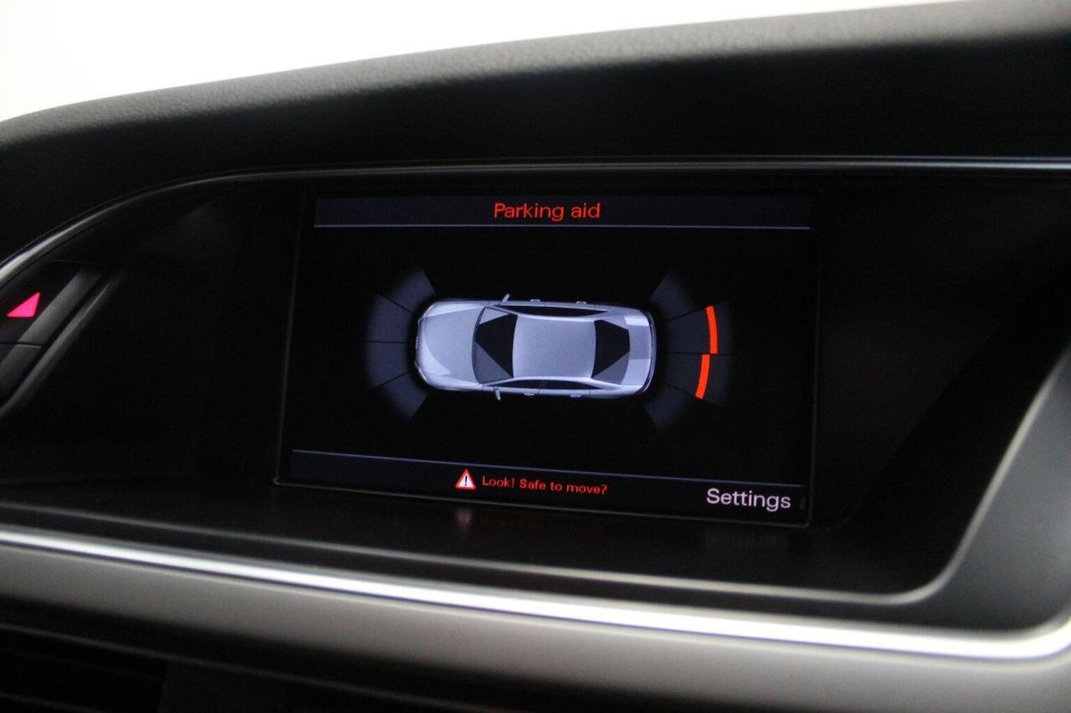 Used Audi A4 2014 for sale - 77069095: Photo 40