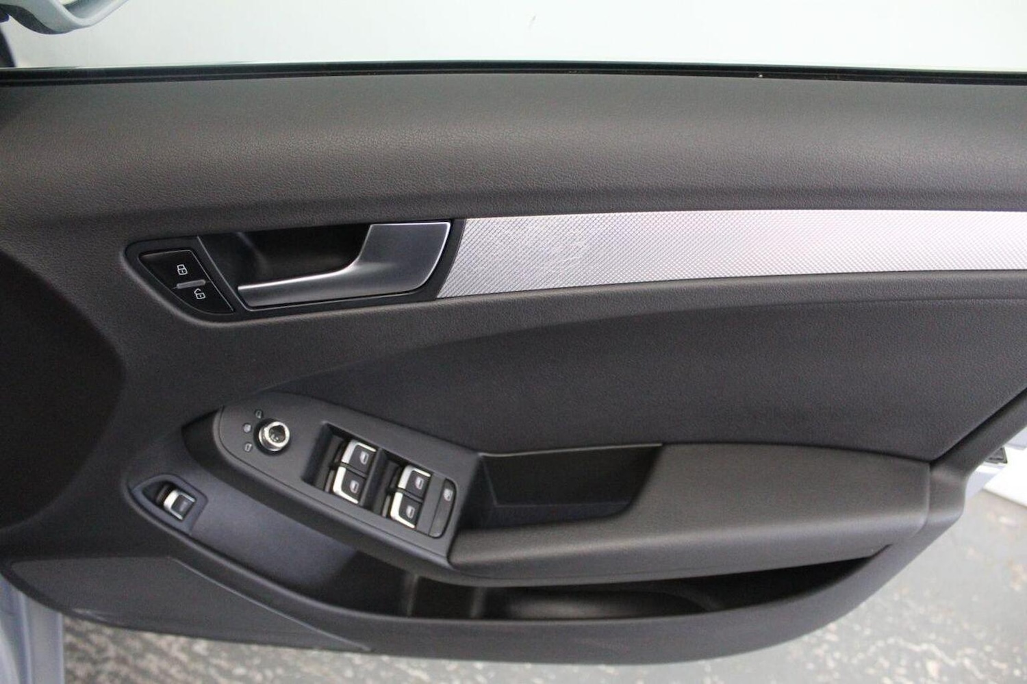 Used Audi A4 2014 for sale - 77069095: Photo 51