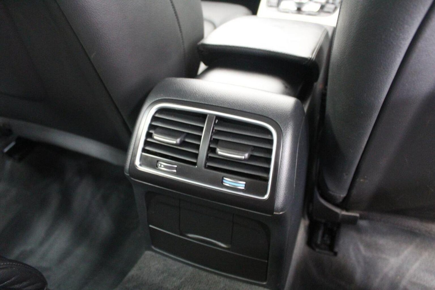 Used Audi A4 2014 for sale - 77069095: Photo 57