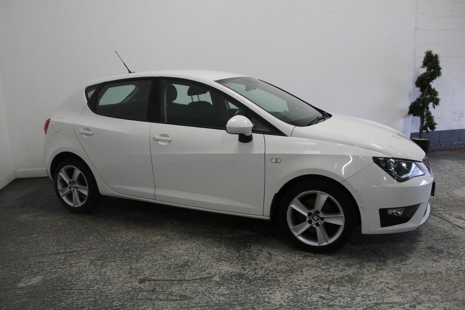 Used SEAT Ibiza 2017 for sale - 76785054: Photo 4