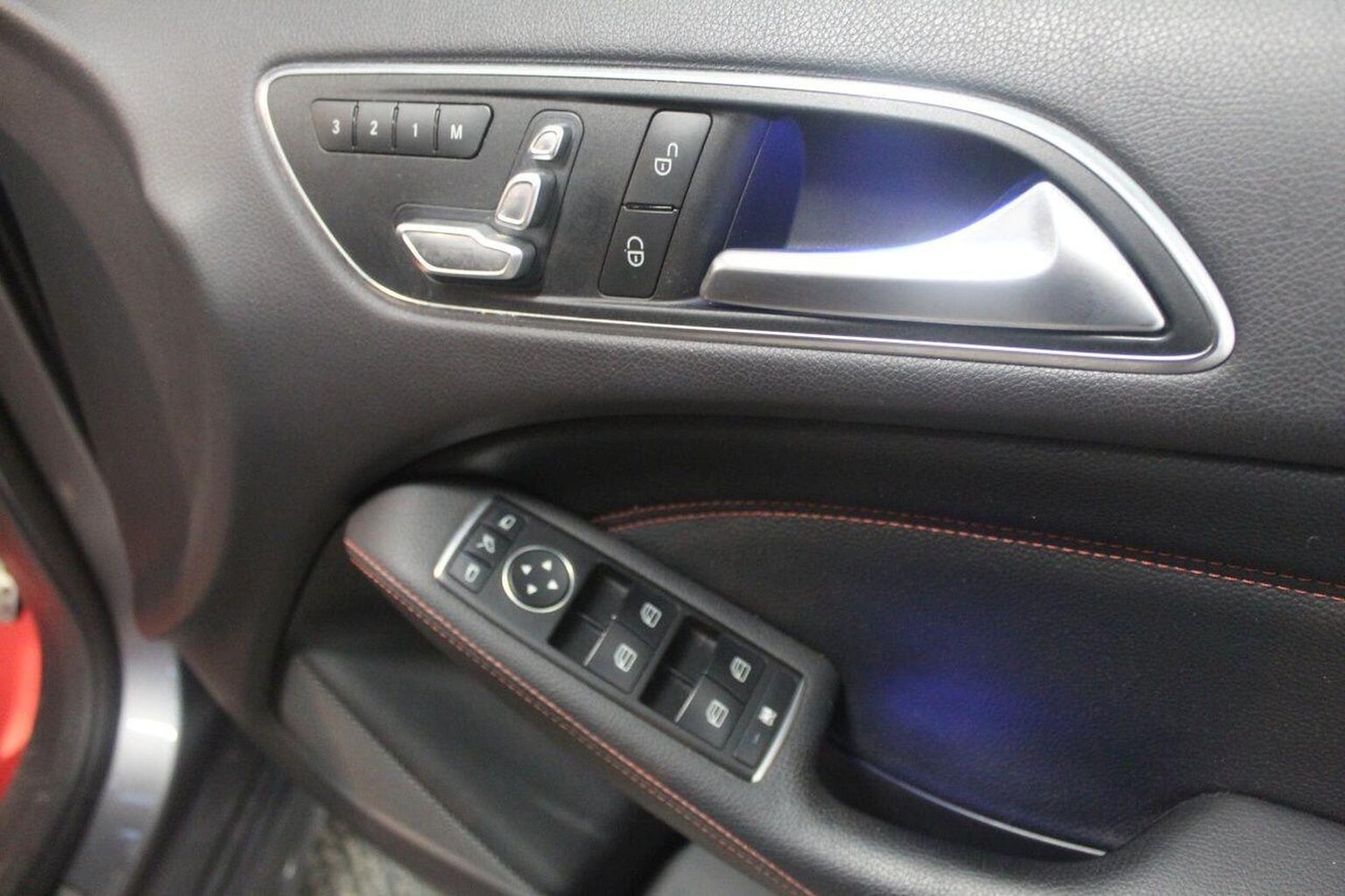 Used Mercedes-Benz B Class 2015 for sale - 77937927: Photo 48