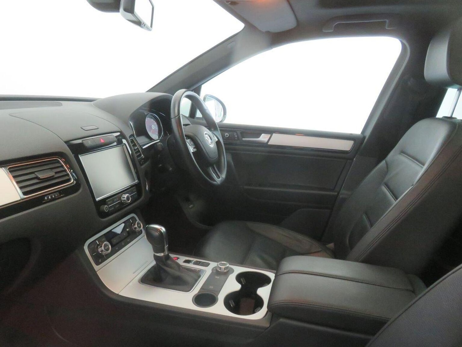 Used Volkswagen Touareg 2013 for sale - 76527388: Photo 53