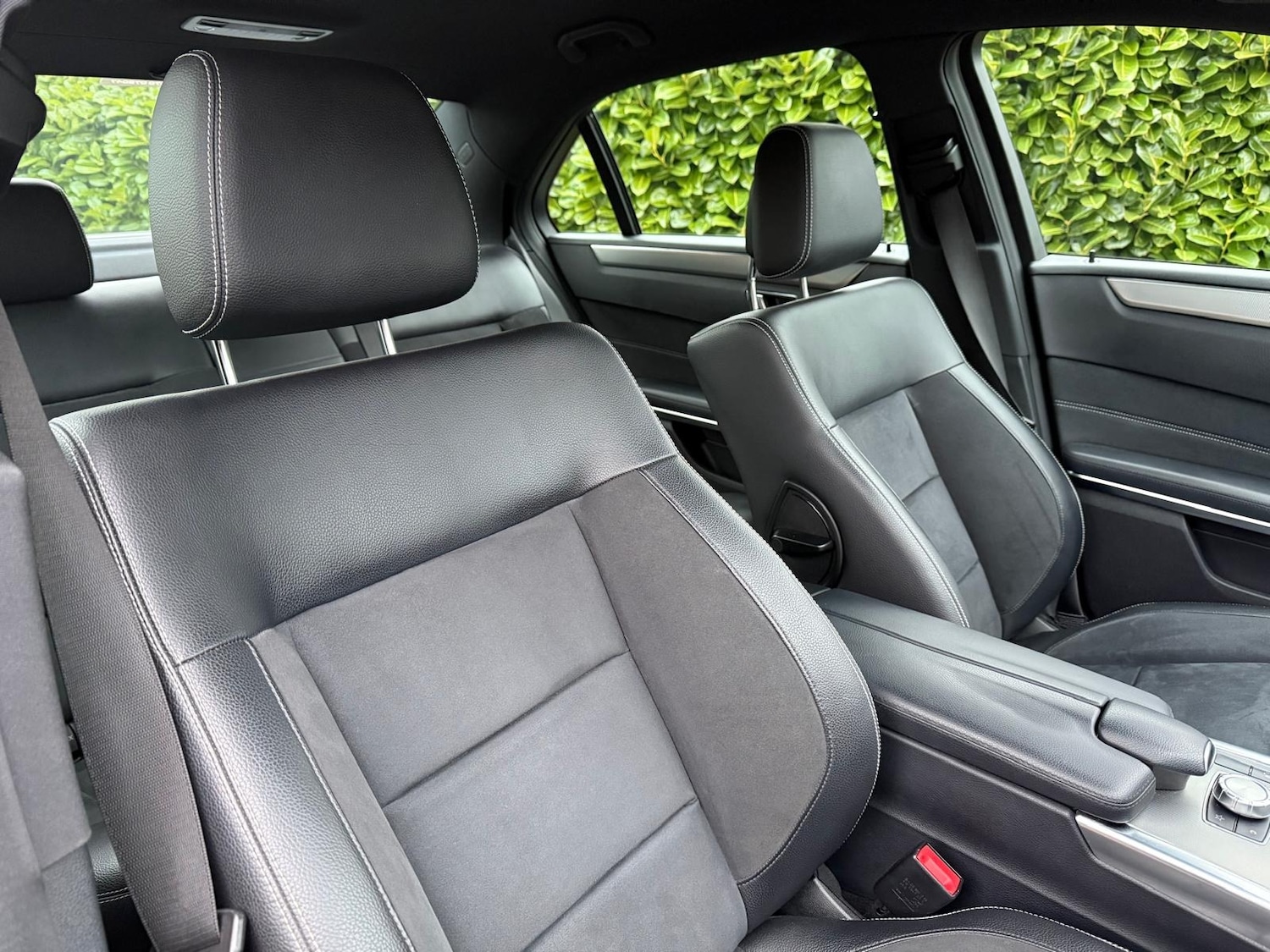 Used Mercedes-Benz E Class 2013 for sale - 77149557: Photo 13