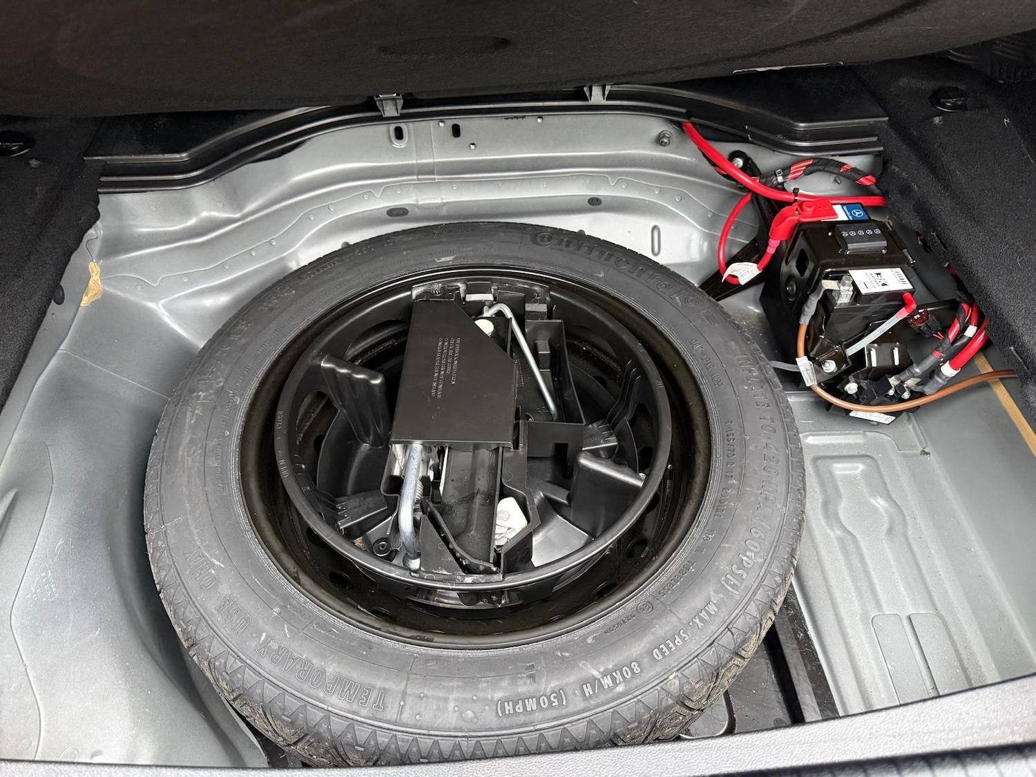 Used Mercedes-Benz E Class 2013 for sale - 77149557: Photo 23