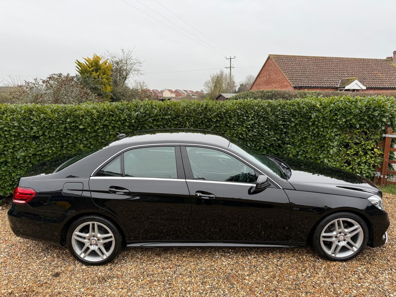 Used Mercedes-Benz E Class 2013 for sale - 77149557: Photo 4