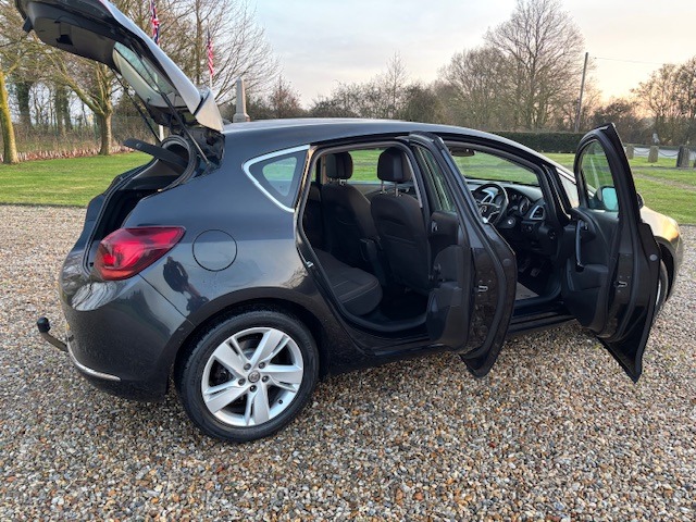 Used Vauxhall Astra 2015 for sale - 77208565: Photo 5